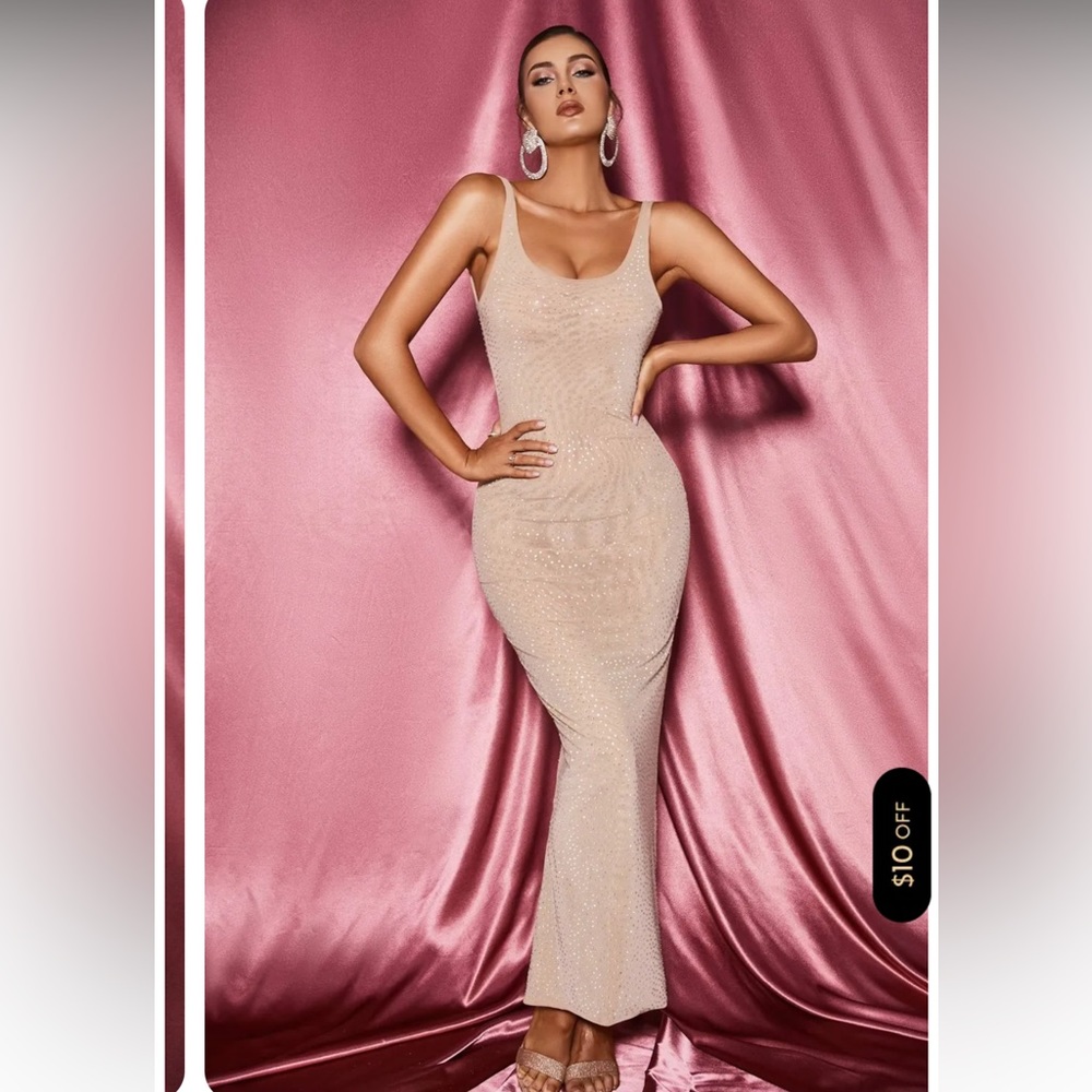 Bella Barnett Maxi Dress